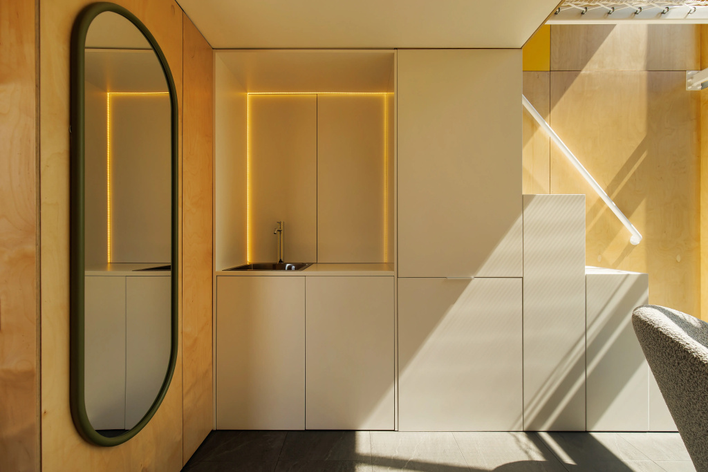 1 Bedroom Apartment with view
