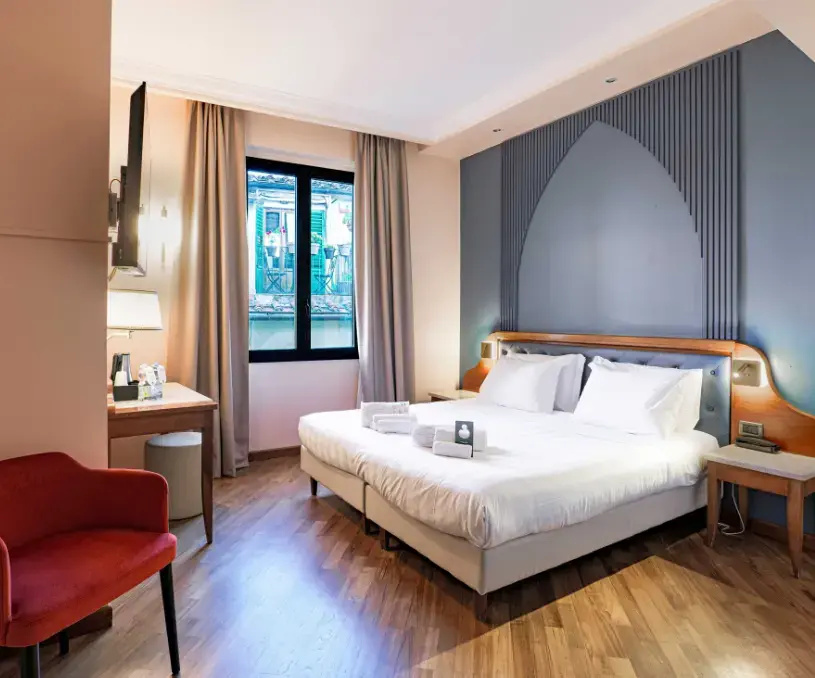 Superior Double room (full double bed)