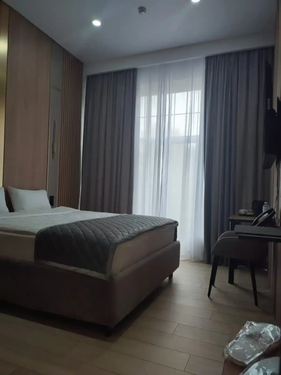 Comfort room with view
