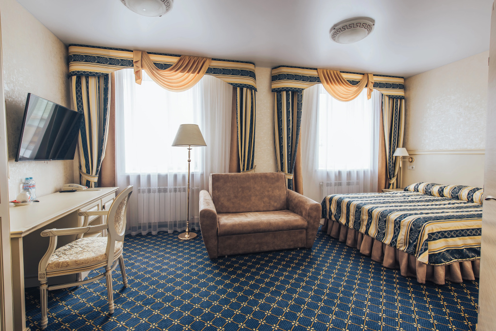 Vladimir Hotel Room Type - Business Double room full double bed