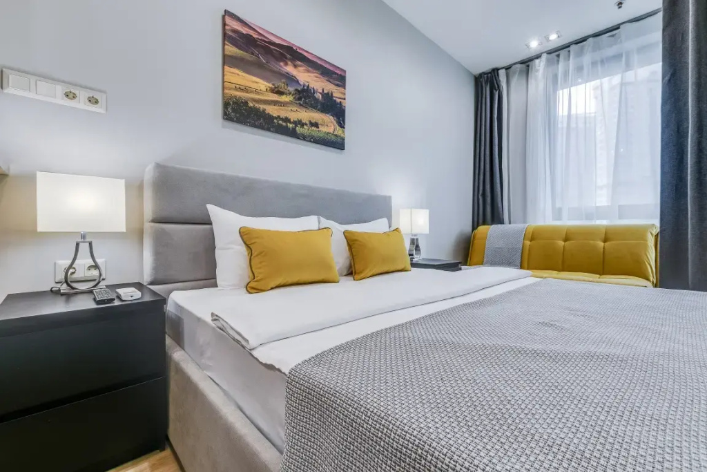 Апартаменты Полюкс с Балконом и Видом на Город Business Apartments — фото
