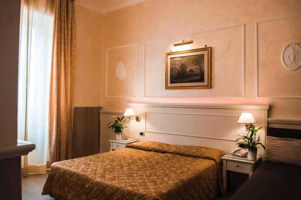 Standard Double room (full double bed)
