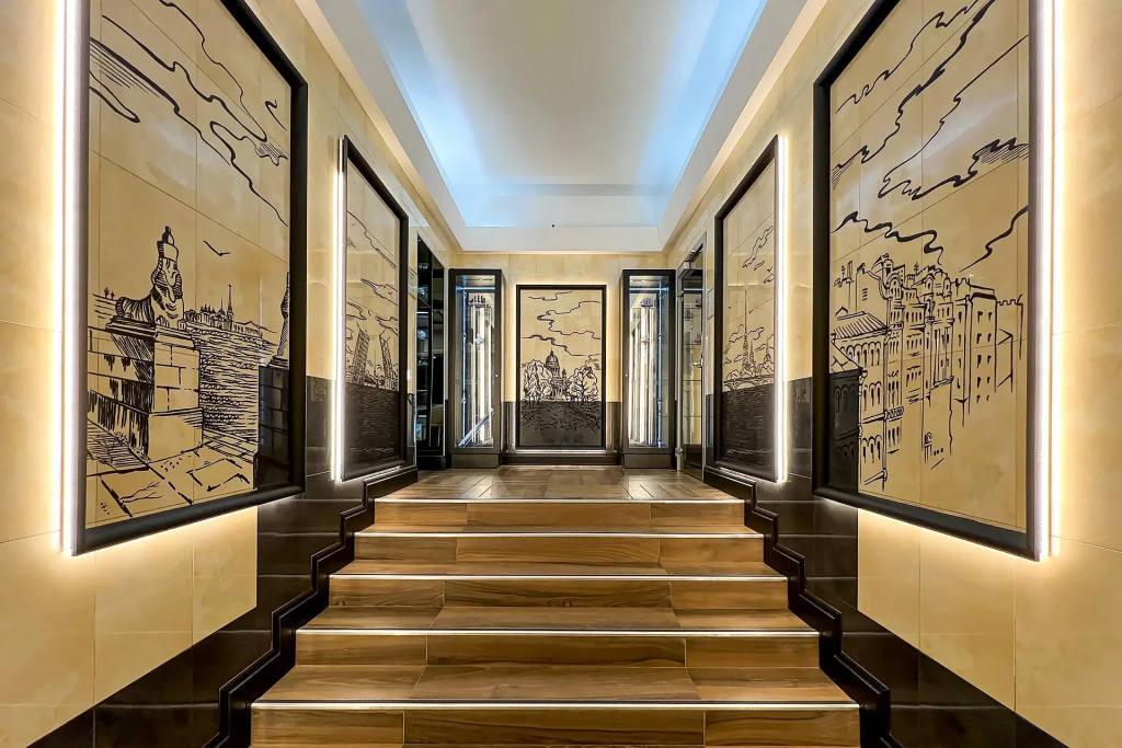 Lobby & Reception