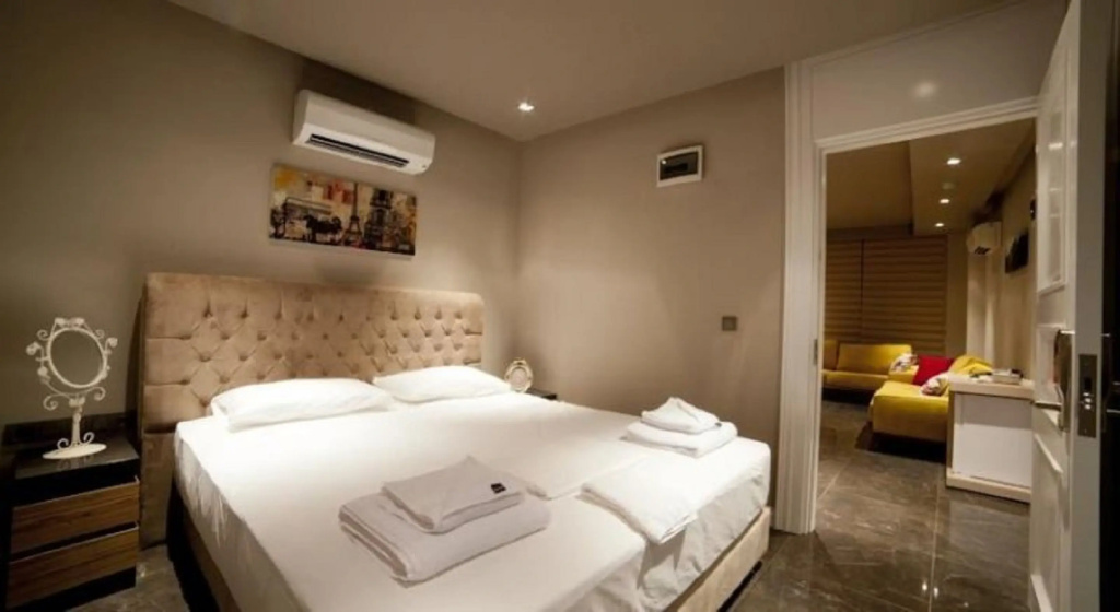 Executive Suite with balcony