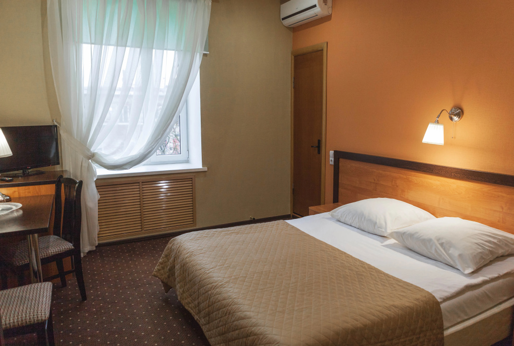 Comfort Double room (full double bed)