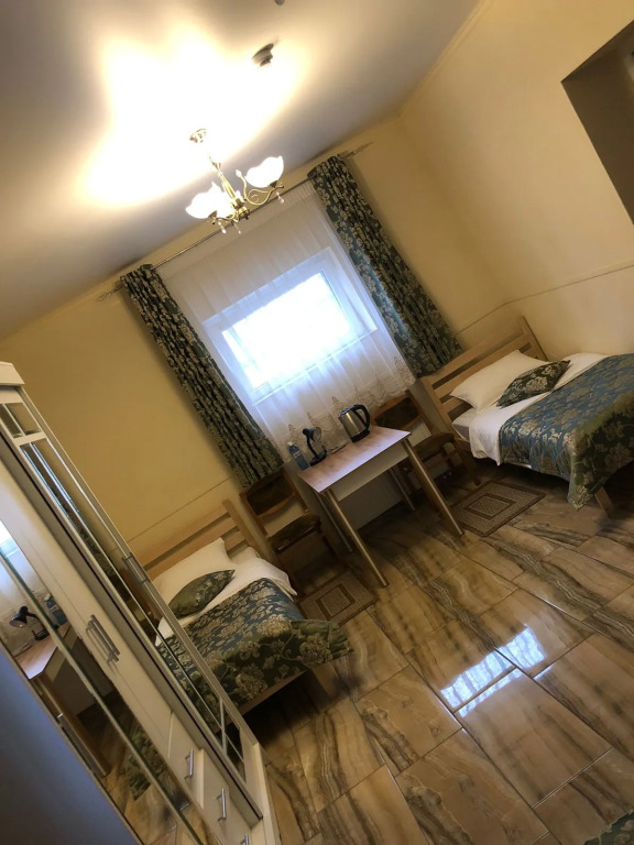 Четырёхместный номер Economy с видом на город в Константа