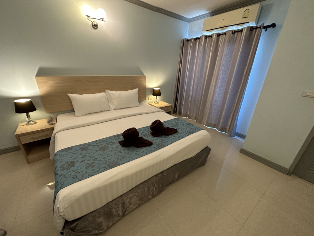 Thipurai City Hotel - Chambres