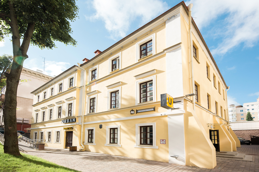1. Hostel Urban