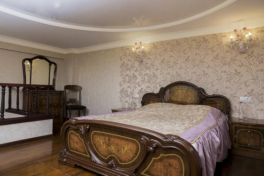 Viktoria Hotel Room Type - Double Duplex Suite full double bed