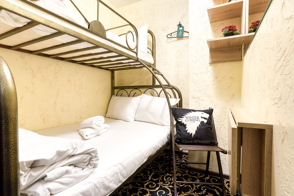 Hotel Winterfell Novokuznetskaya Room Type - Economy (No Window) Triple (1 Bunk Bed) room