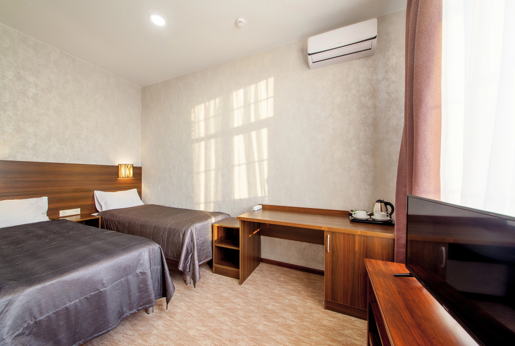 Standard Double room (full double bed)