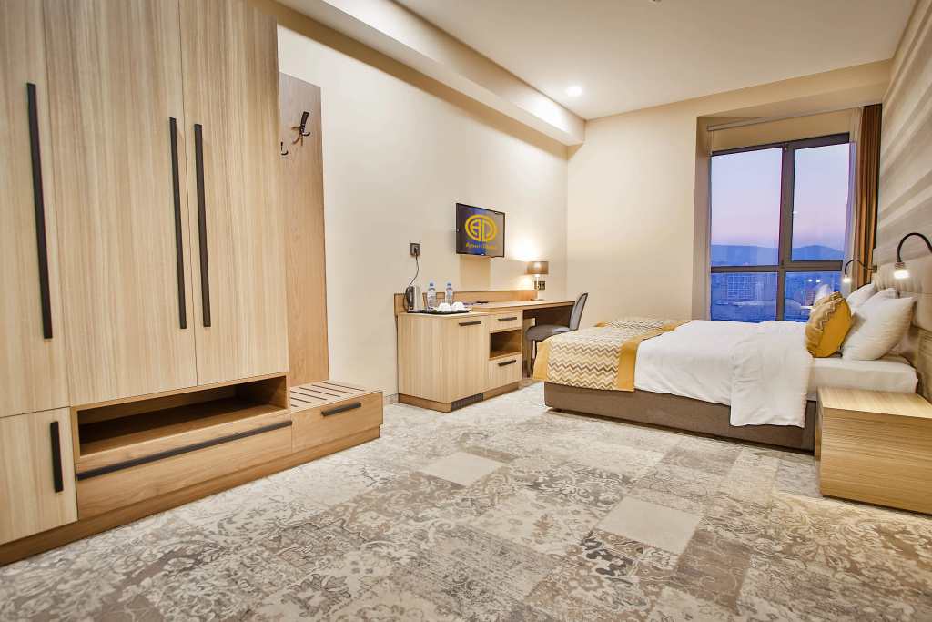 Standard Double room with balcony (full double bed)