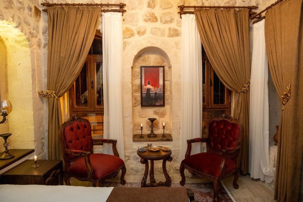 Deluxe Double room (full double bed)