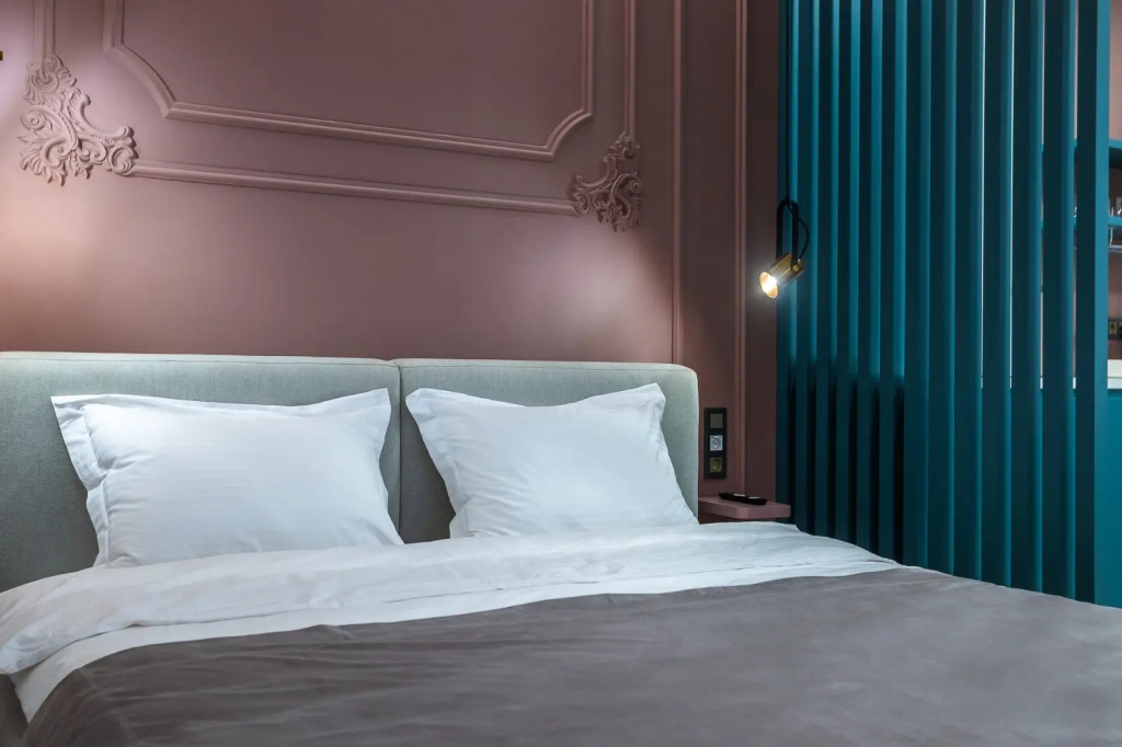 Двухместные апартаменты с балконом и с видом на горы двуспальная кровать в Apart hotel Colibri