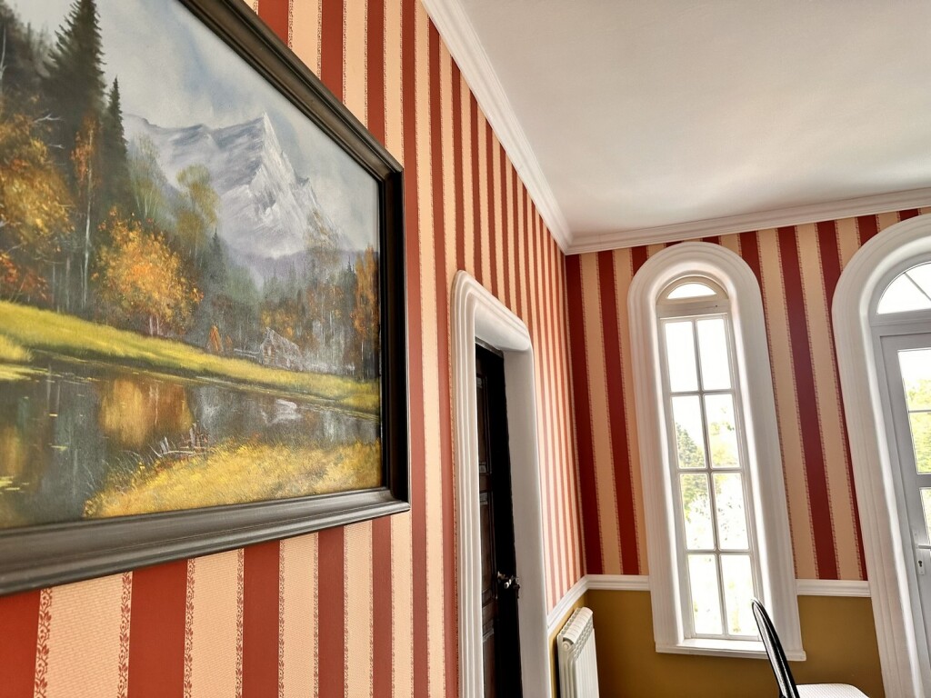 Никос плаза Никос плаза
