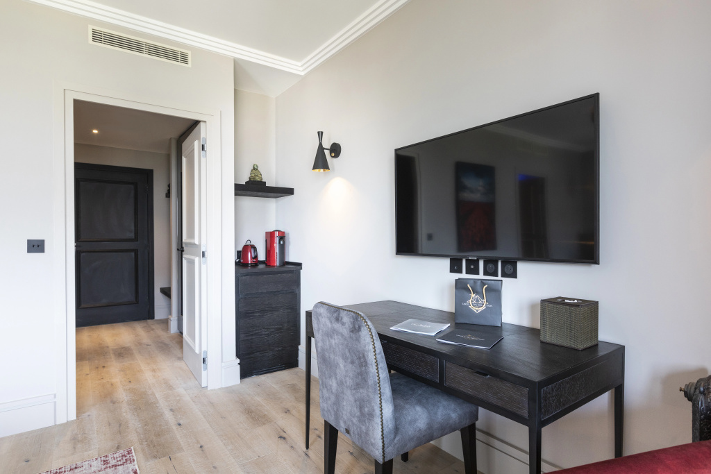 Prestige Double room (full double bed)
