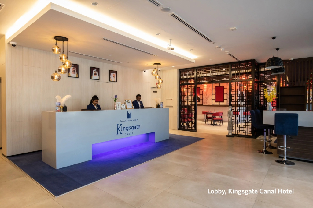 Lobby & Reception