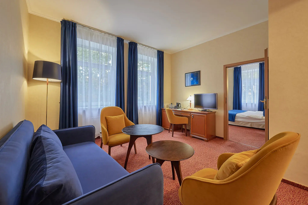 Paveletskaya Select Hotel Room Type - 2 Bedrooms Double Suite full double bed