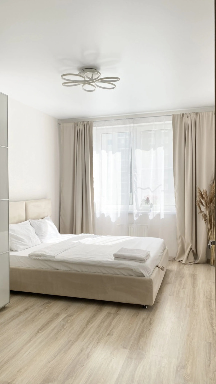 Апартаменты Новые Нижний Новгород, современный ЖК, 4-х местные с большой кроватью — фото
