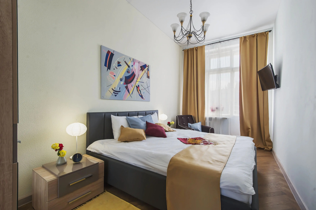 Квартира GM Apartments в легендарном Доме на Набережной — фото