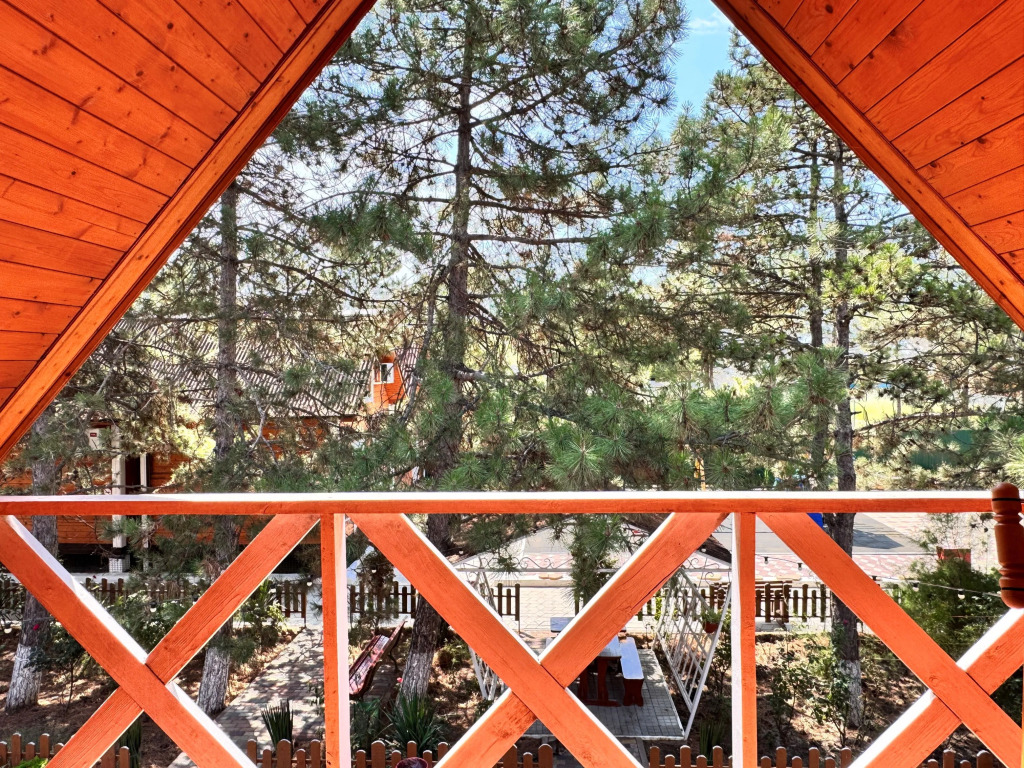 Шале с 3 комнатами с балконом и с видом на внутренний двор в Морская дача Арабеска