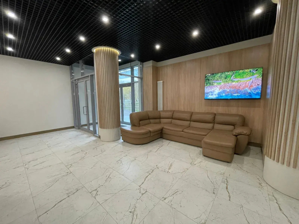Lobby & Reception