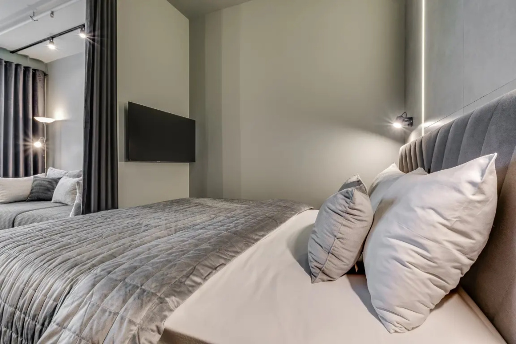 Апартаменты Однокомнатные Улучшенные с Красивым Видом Business Apartments — фото