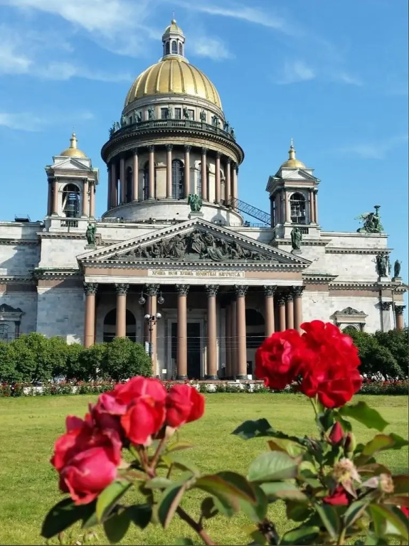 Квартира Большая Морская двухкомнатная — фото