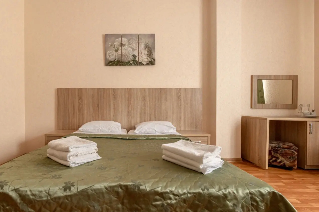 Imperia Hotel Room Type - Standard Double room with view full double bed