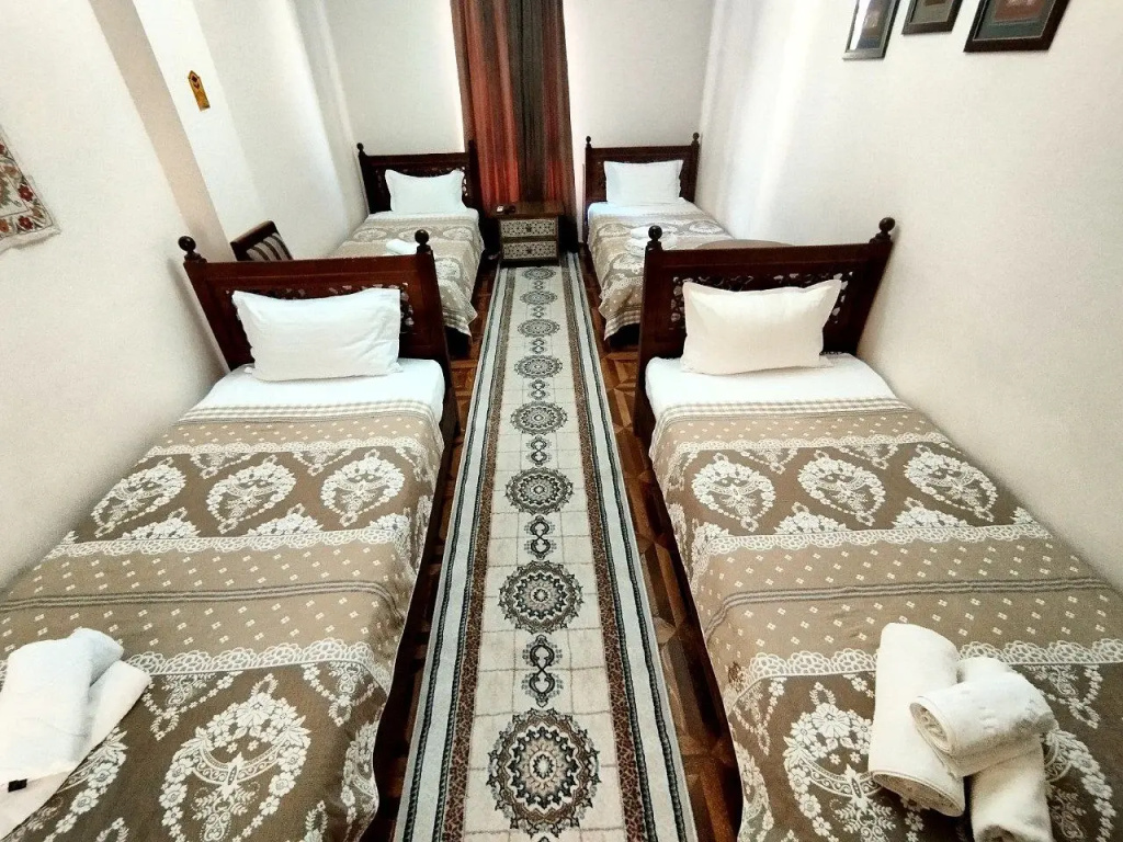 Superior Quadruple room with view