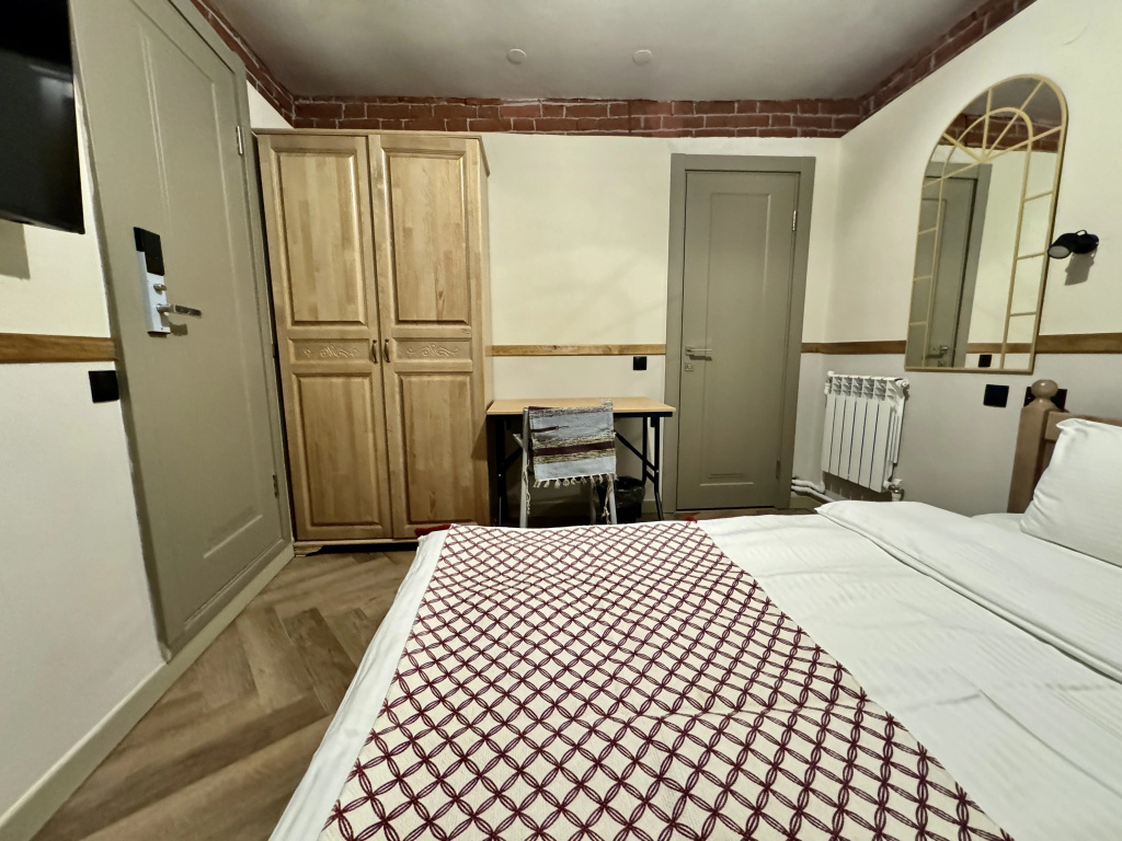 Kazan Sultan Hotel Room Type - Economy Double Basement room full double bed