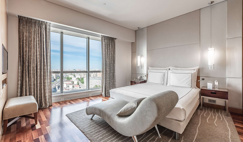 Swissôtel Krasnye Holmi Room Type - Executive Double Suite with city view full double bed