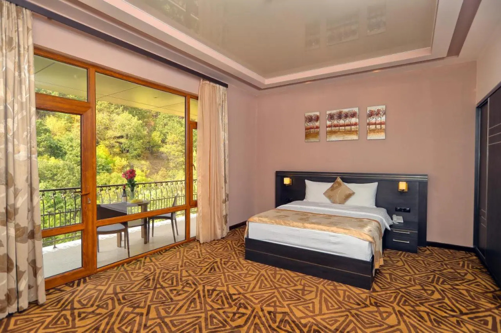 Aghveran Ararat Resort Hotel - фото 4