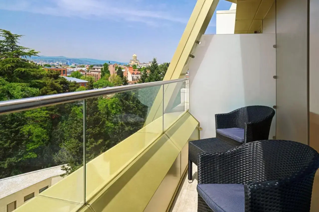 Sheraton Grand Tbilisi Metechi Palace Hotel - фото 16