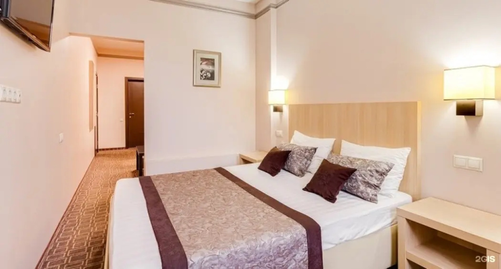 Double Junior Suite (full double bed)