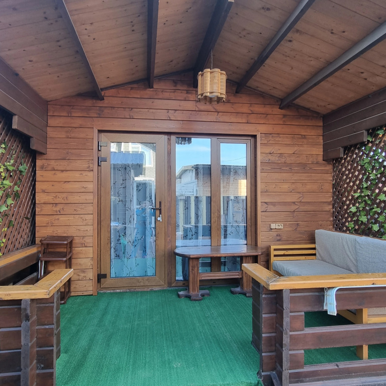 Студия в Виктория