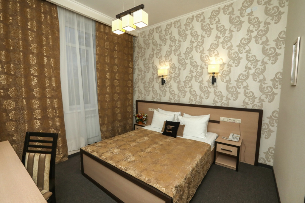 Standard (4 floor) Double room (full double bed)