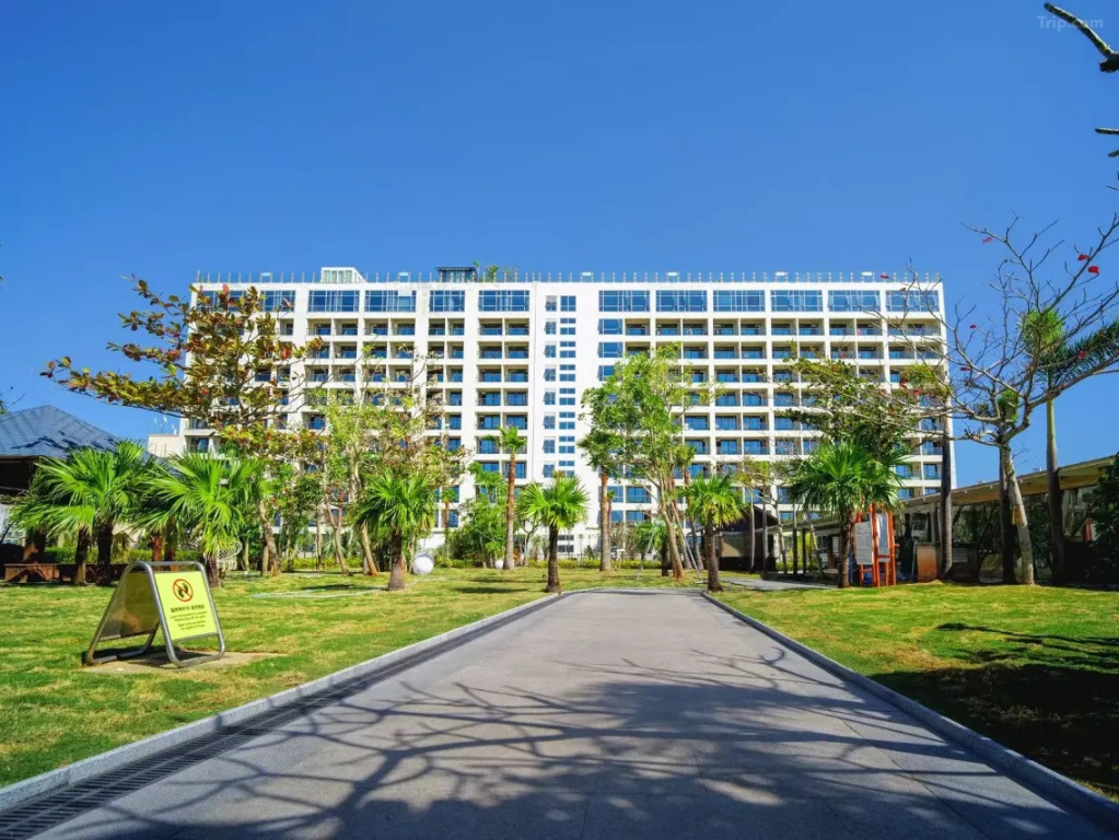 Sanya Harman Hotel