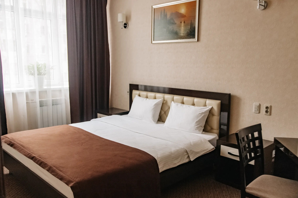 2 Bedrooms Double Suite with city view (full double bed)