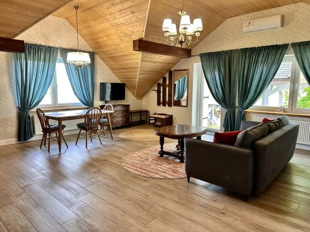 Double Studio with balcony (full double bed)