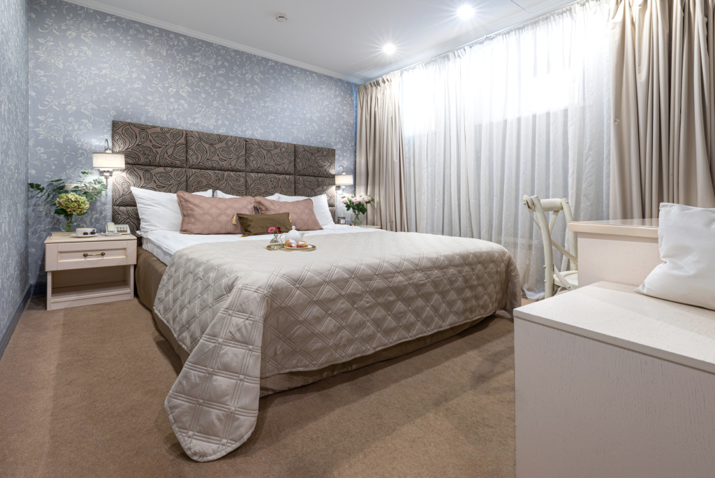 Hotel De Paris Room Type - Standard with Hydromassage Bath Double room full double bed