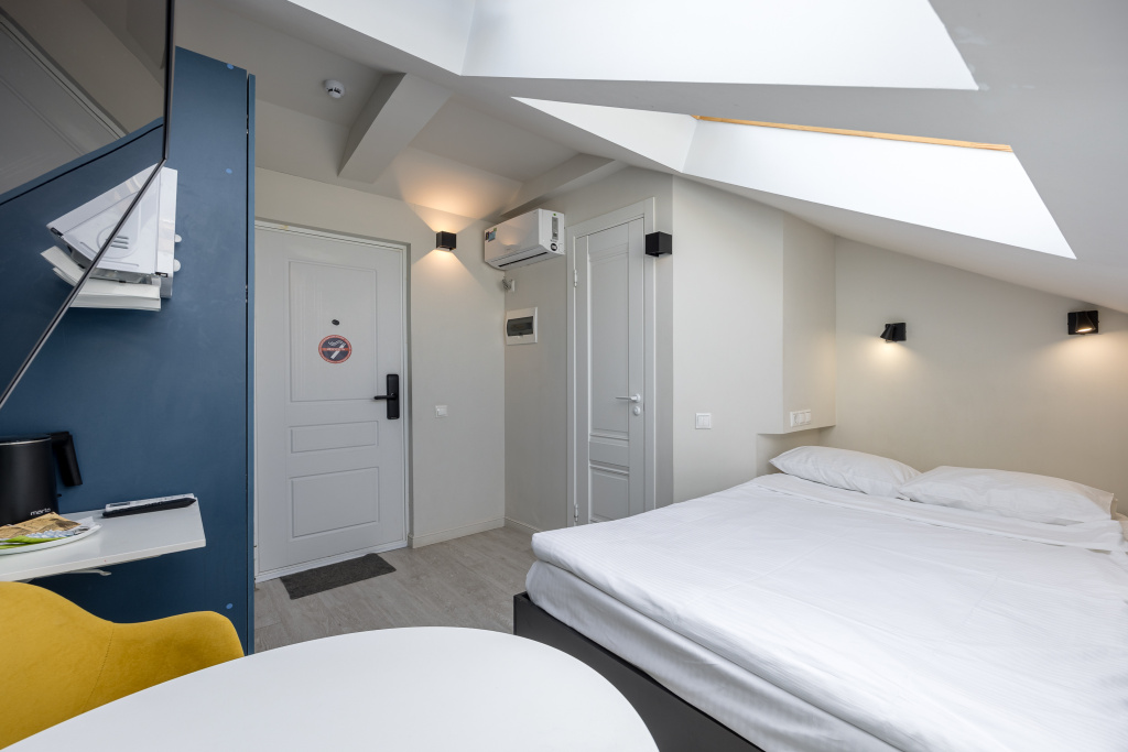 Отель Квартира студия EasyGuest  с панорамными окнами в Москве