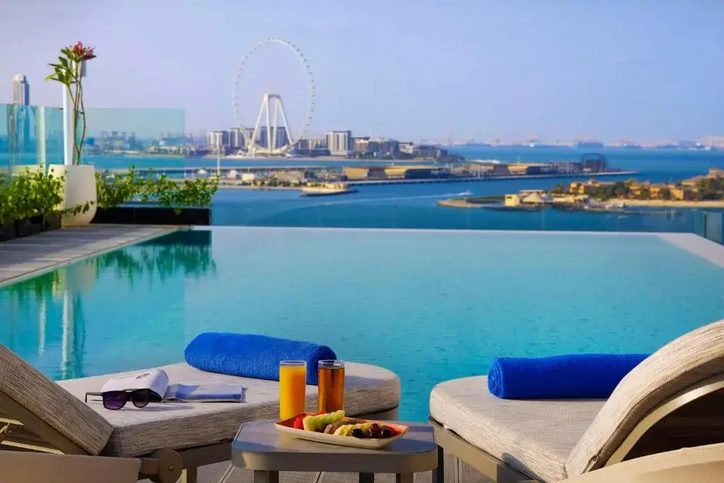 Отель Tumbi Hotel Dubai The Palm, Tapestry Collection by Hilton — фото