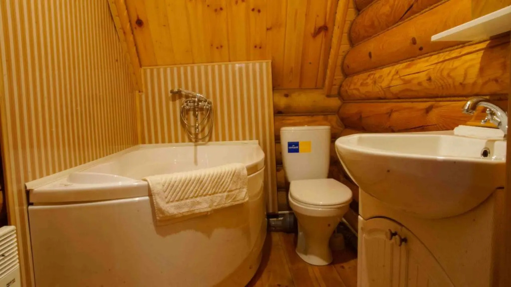 Шестиместный коттедж с 5 комнатами с балконом в Forest Arkhyz