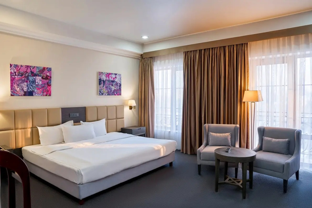 Ambassador Hotel - Chambres