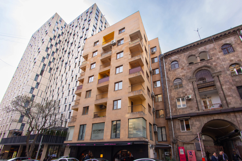 Northern Avenue Apartments