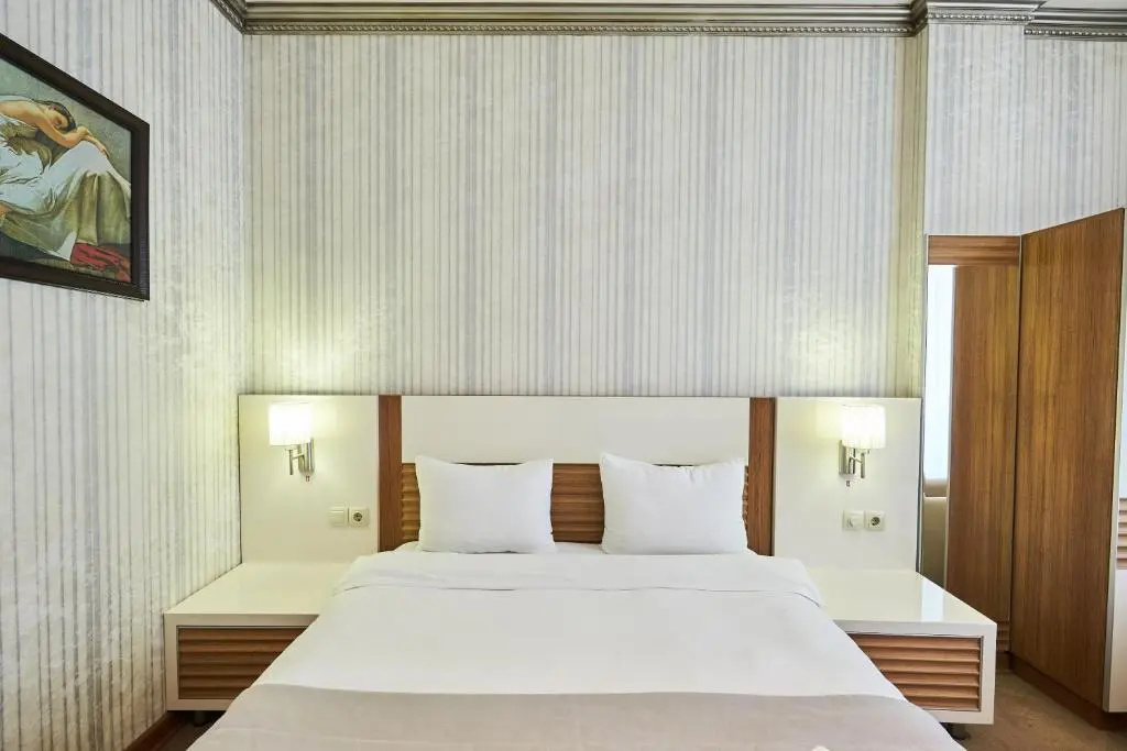 Boulevard Side Hotel - Chambres