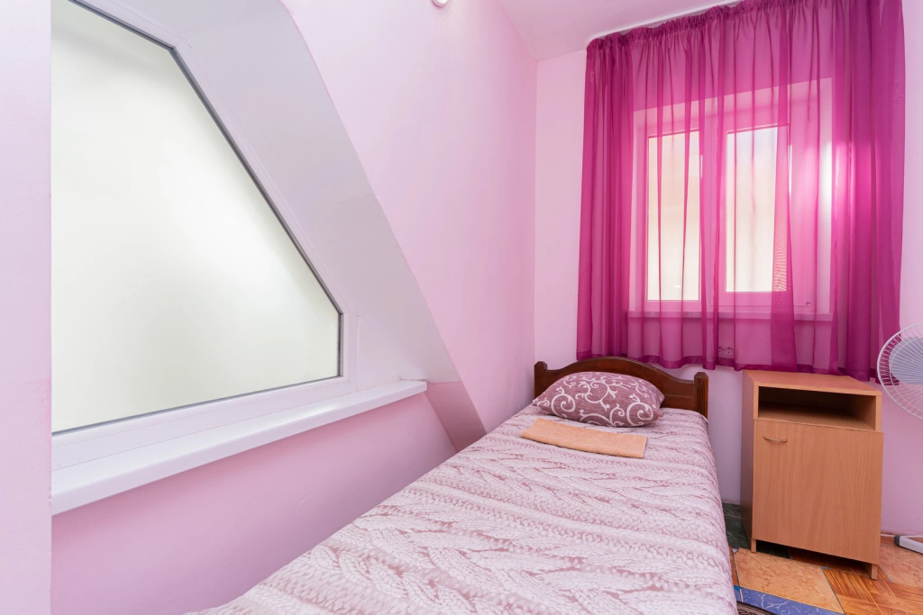Economy Single room