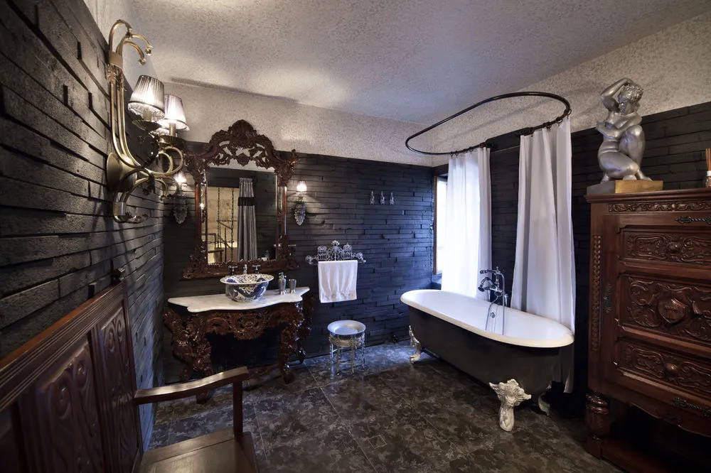 Signature Suite