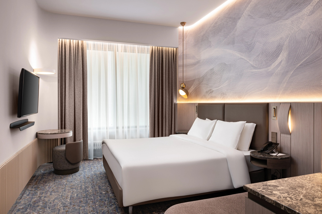 Hotel Cosmos Selection Moscow Arbat Room Type - Deluxe Double room with courtyard view full double bed